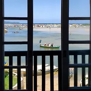 Casa de Férias Casa Rio - 04 Quartos De Frente O Mar, Guarda do Embaú